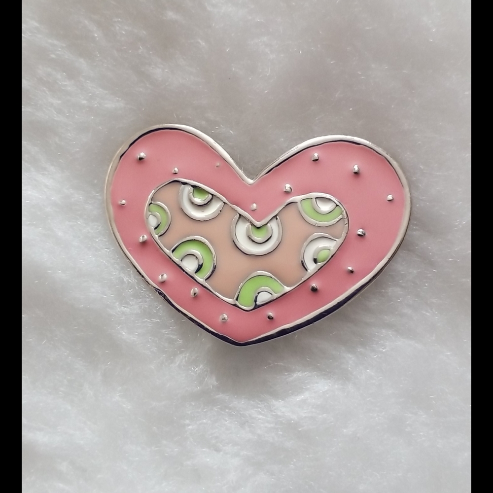 Heart Brooch Pin - Picture 6 of 8